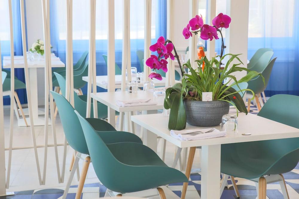 Hotel Ibis La Ciotat Exterior foto