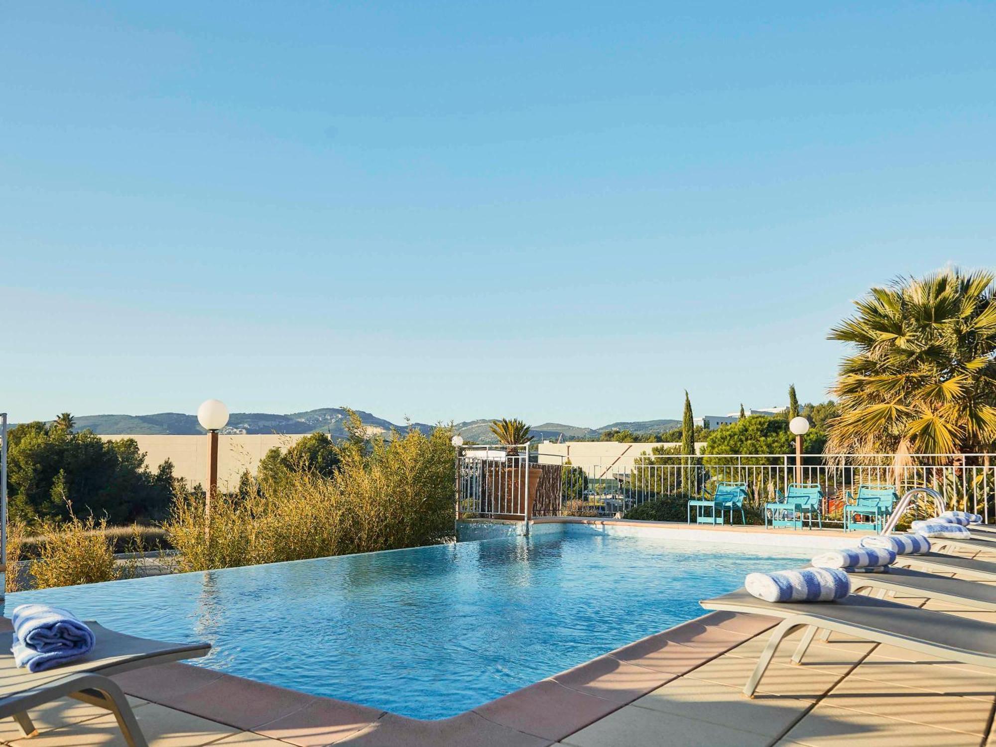 Hotel Ibis La Ciotat Exterior foto