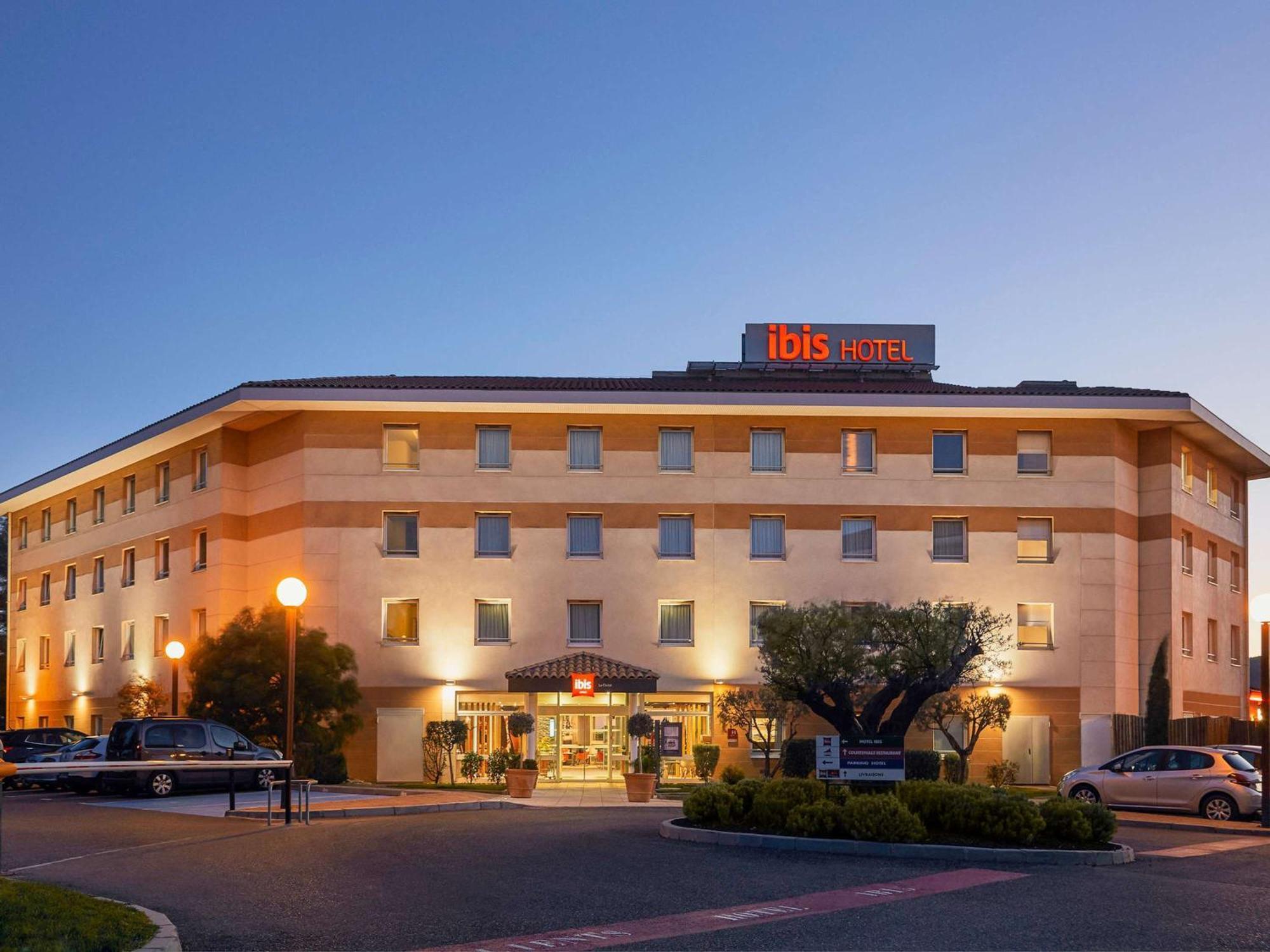 Hotel Ibis La Ciotat Exterior foto